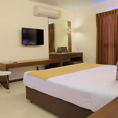 Grand Alpine Hotel Μπανγκόκ Εξωτερικό φωτογραφία