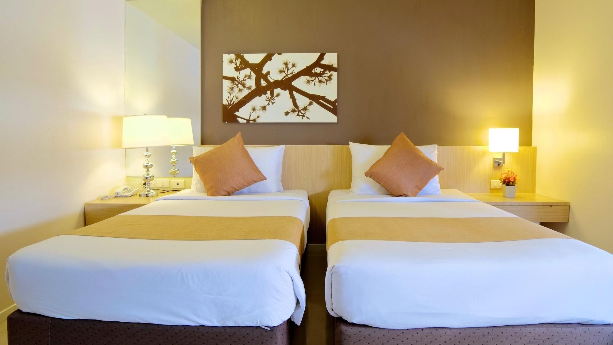 Grand Alpine Hotel Μπανγκόκ Εξωτερικό φωτογραφία