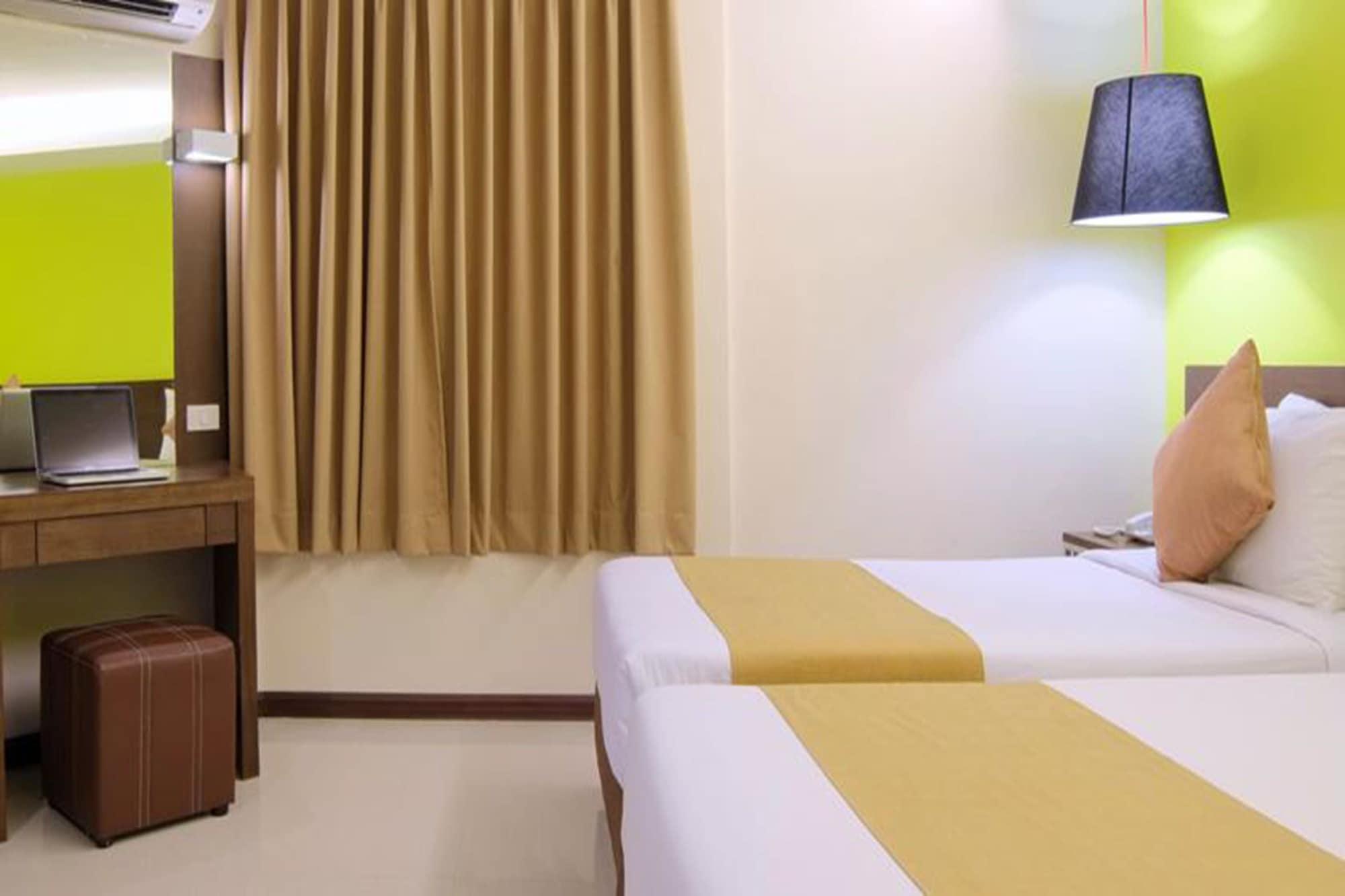 Grand Alpine Hotel Μπανγκόκ Εξωτερικό φωτογραφία