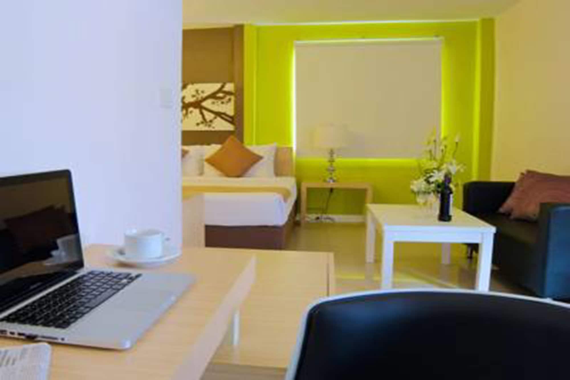Grand Alpine Hotel Μπανγκόκ Εξωτερικό φωτογραφία