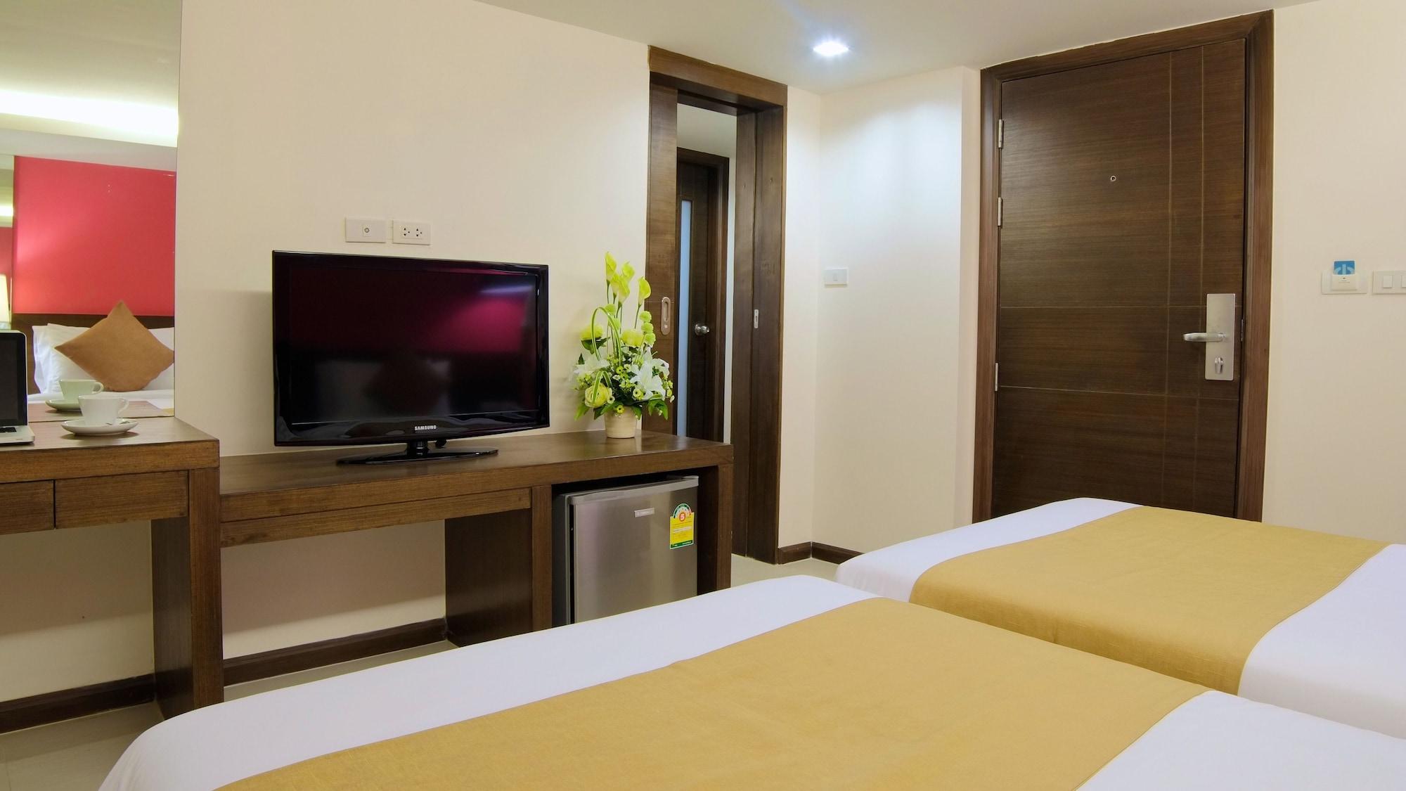 Grand Alpine Hotel Μπανγκόκ Εξωτερικό φωτογραφία