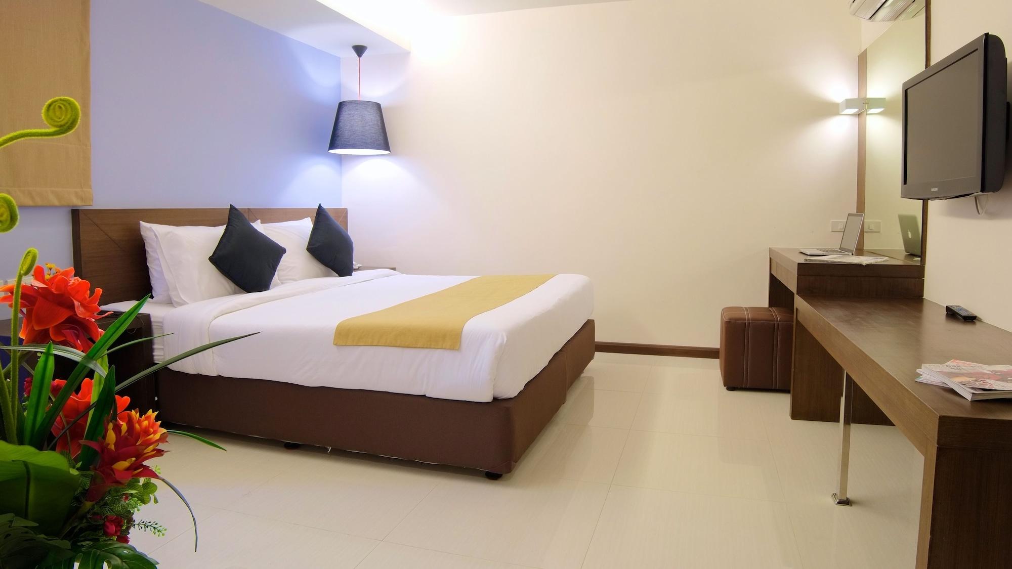 Grand Alpine Hotel Μπανγκόκ Εξωτερικό φωτογραφία