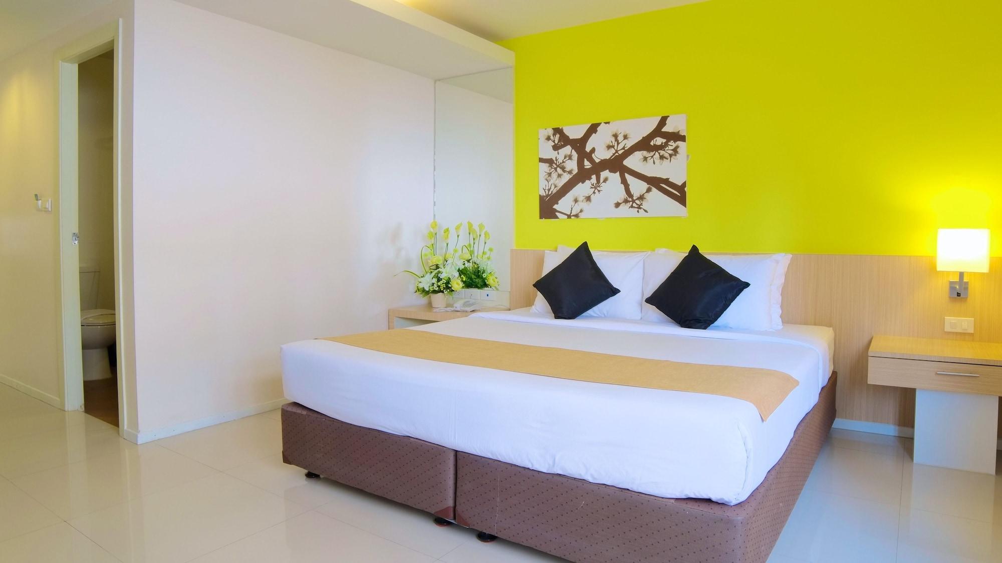 Grand Alpine Hotel Μπανγκόκ Εξωτερικό φωτογραφία