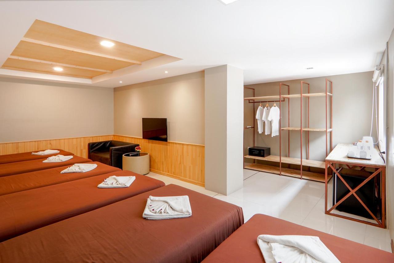 Grand Alpine Hotel Μπανγκόκ Εξωτερικό φωτογραφία