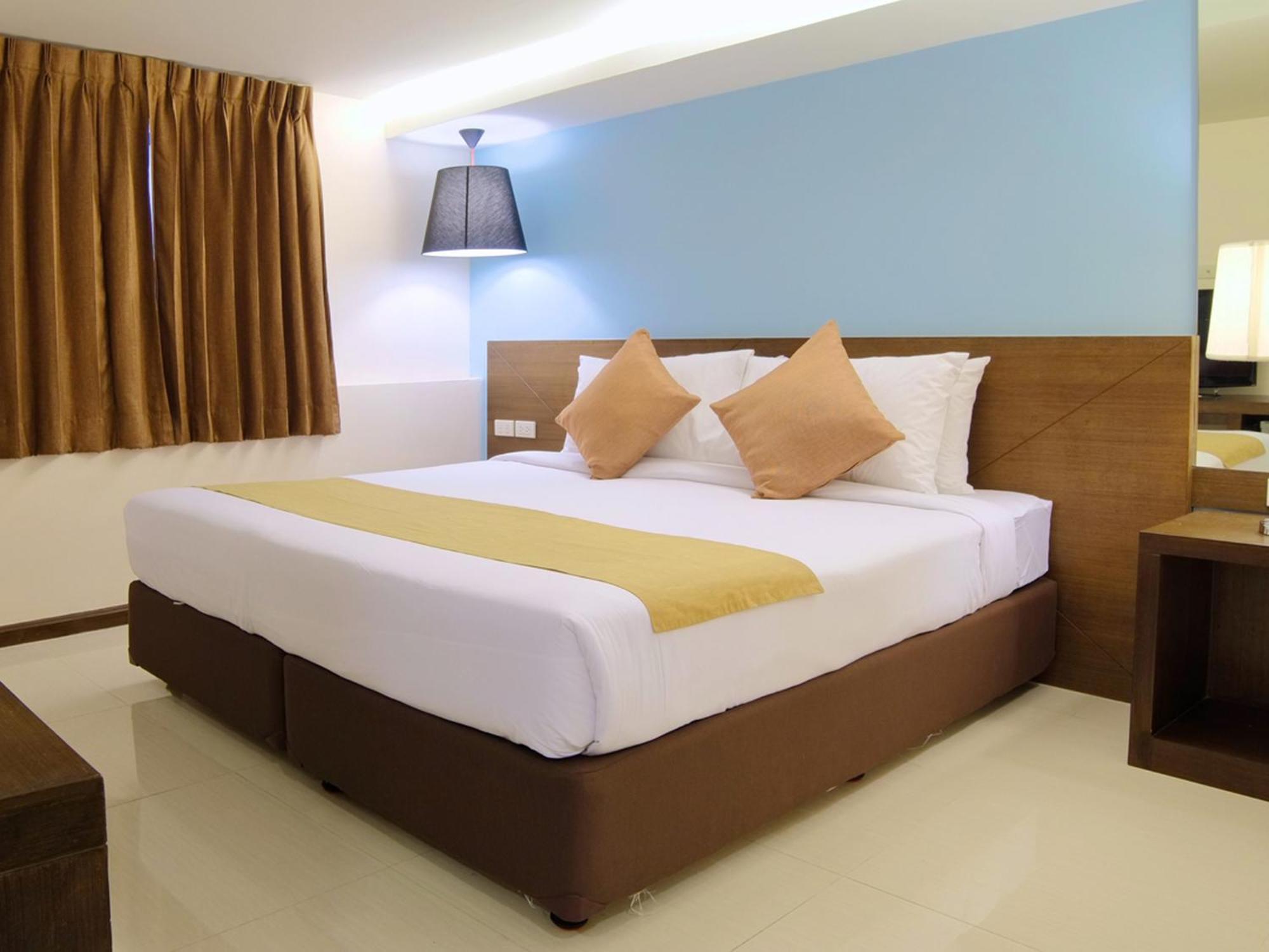 Grand Alpine Hotel Μπανγκόκ Εξωτερικό φωτογραφία
