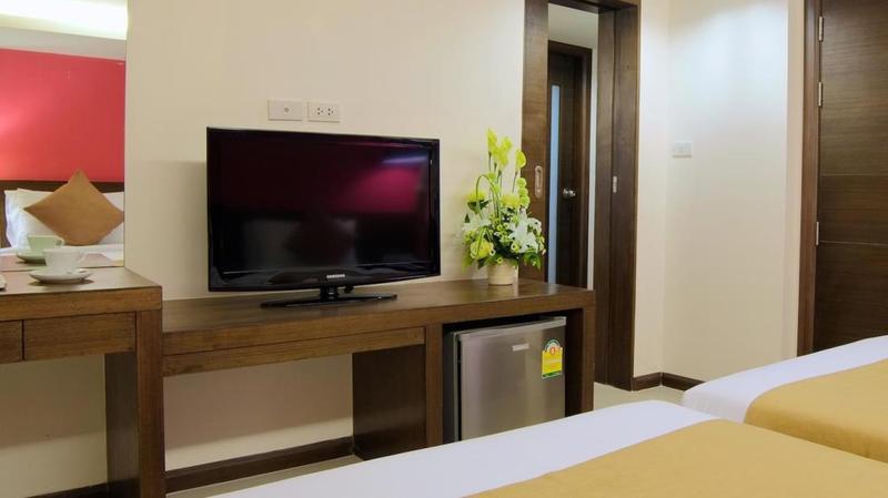 Grand Alpine Hotel Μπανγκόκ Εξωτερικό φωτογραφία