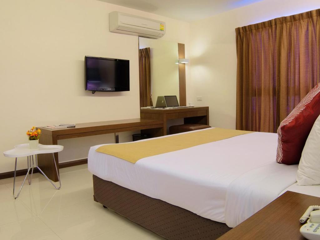 Grand Alpine Hotel Μπανγκόκ Εξωτερικό φωτογραφία